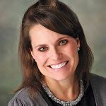 the colony chiropractic kelly smith.
